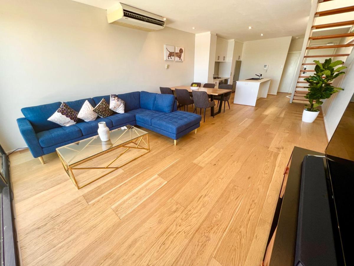 メルボルンLuxury St Kilda Townhouse In The Skyアパートメント エクステリア 写真