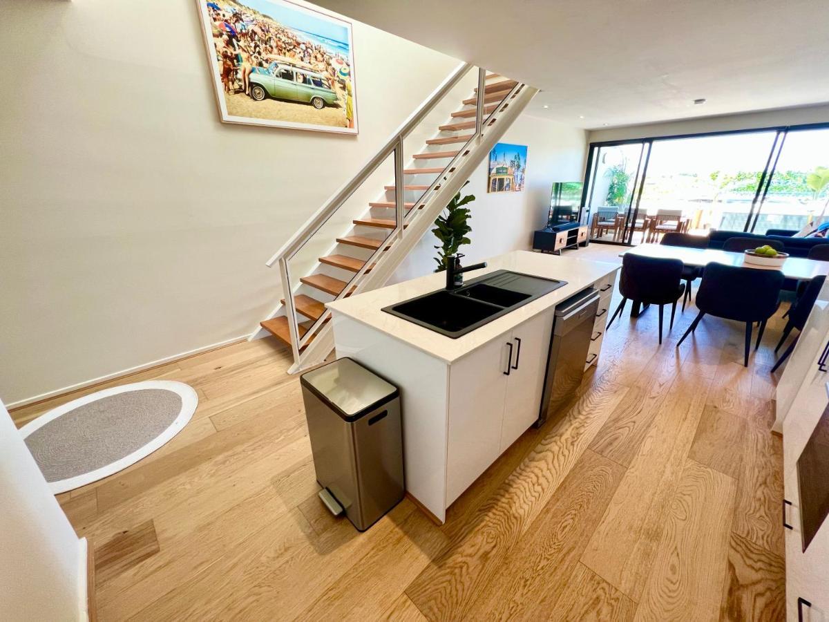 メルボルンLuxury St Kilda Townhouse In The Skyアパートメント エクステリア 写真